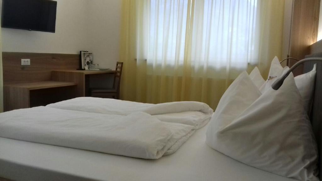 Garni Raffein Hotel Lana Buitenkant foto